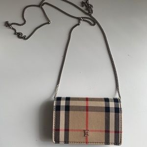Vintage Burberry check detachable strap wallet